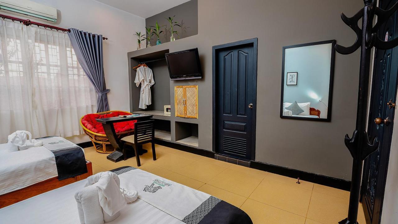 Hotel Baby Elephant Boutique